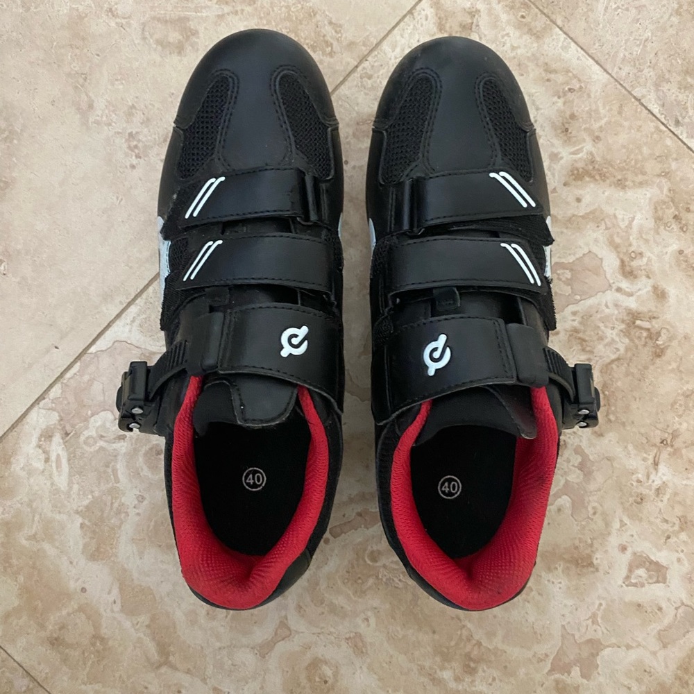 PELETON Shoes size 40